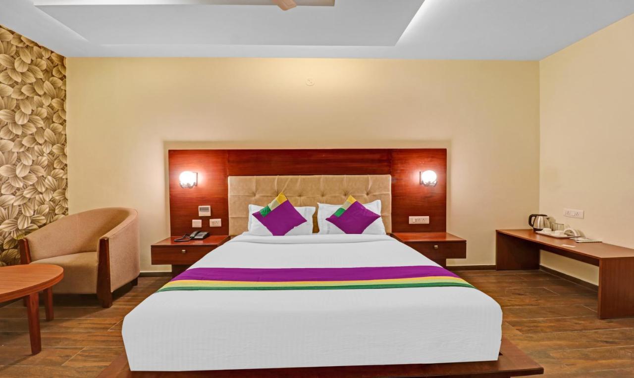 Treebo Premium Runway Suites, Marathahalli Bangalore Bagian luar foto