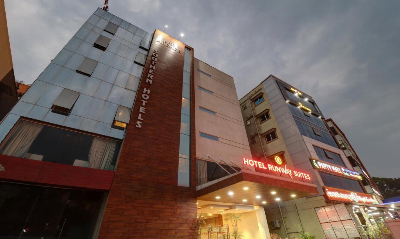 Treebo Premium Runway Suites, Marathahalli Bangalore Bagian luar foto